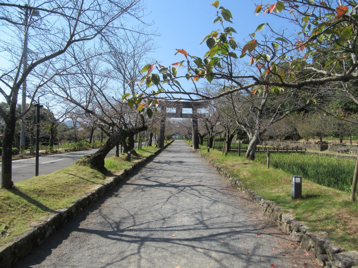 長崎県大村市の大村公園の鳥居。