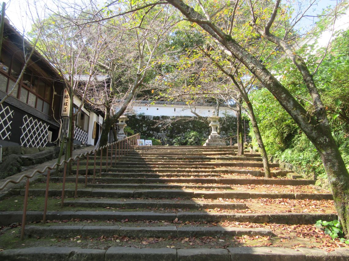 長崎県大村市の大村公園の秋。