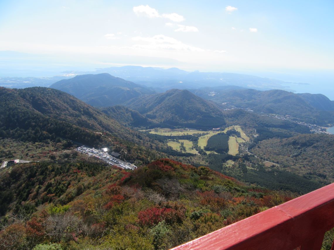 長崎県雲仙の紅葉などの写真。