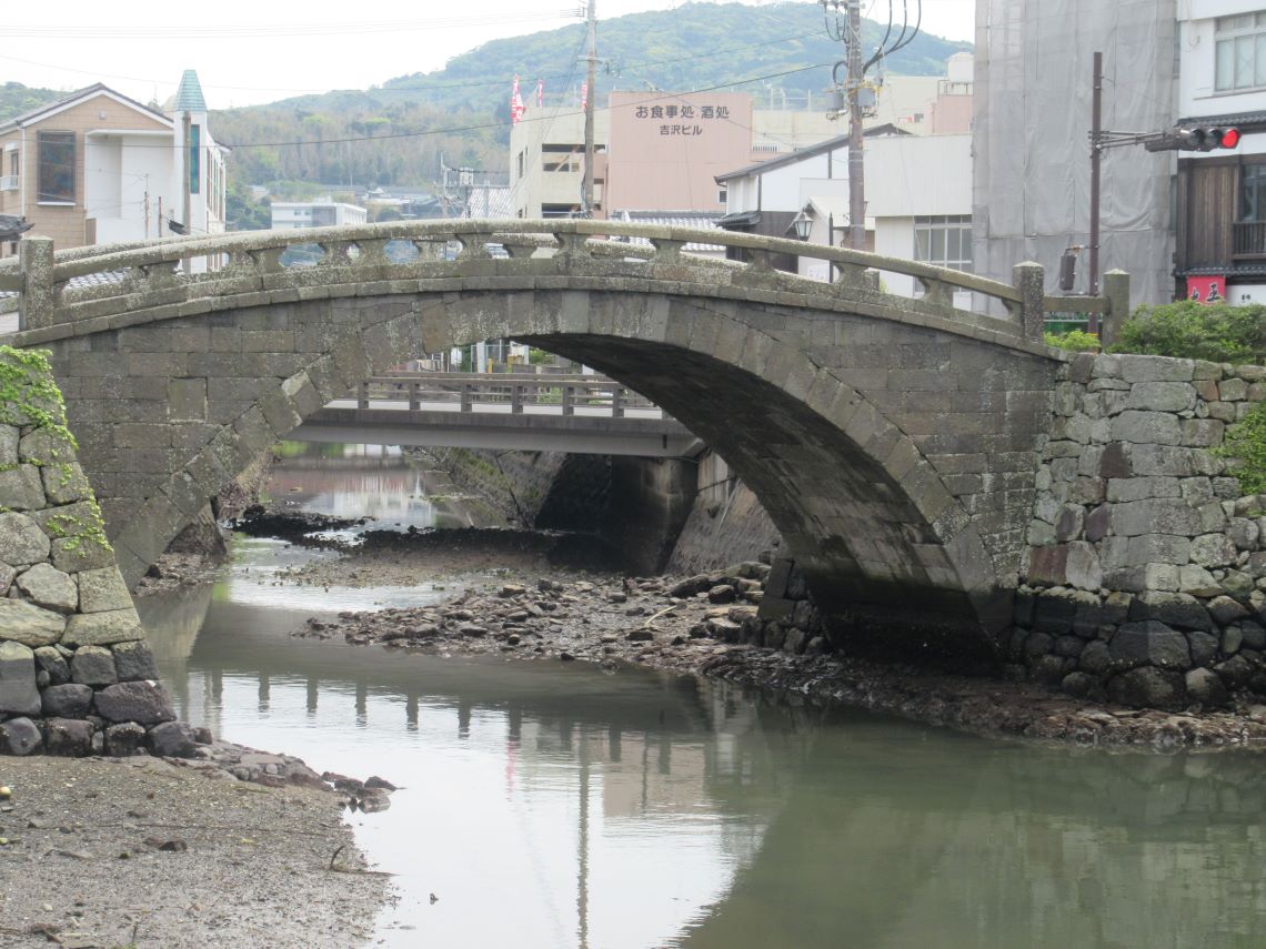 長崎県平戸市の市街地で撮影した、風情のある幸橋。