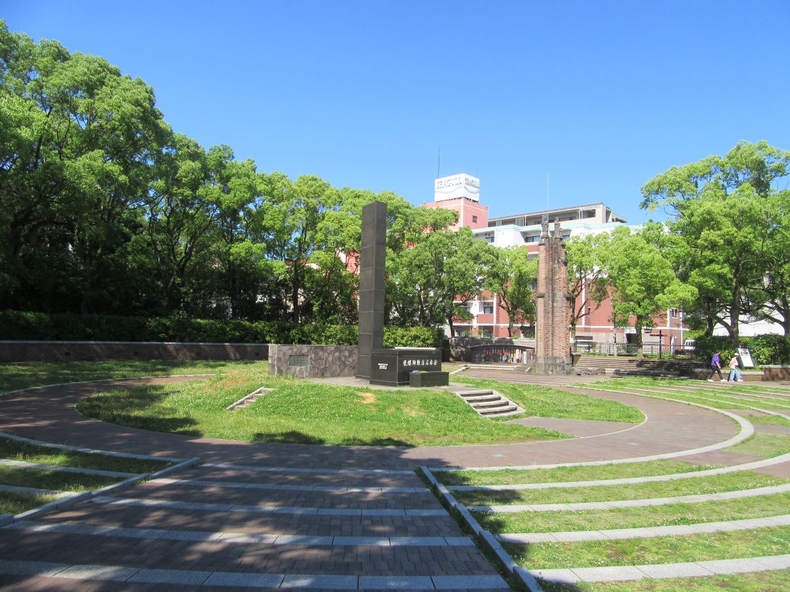長崎市の爆心地公園で撮影した、原爆落下中心地。