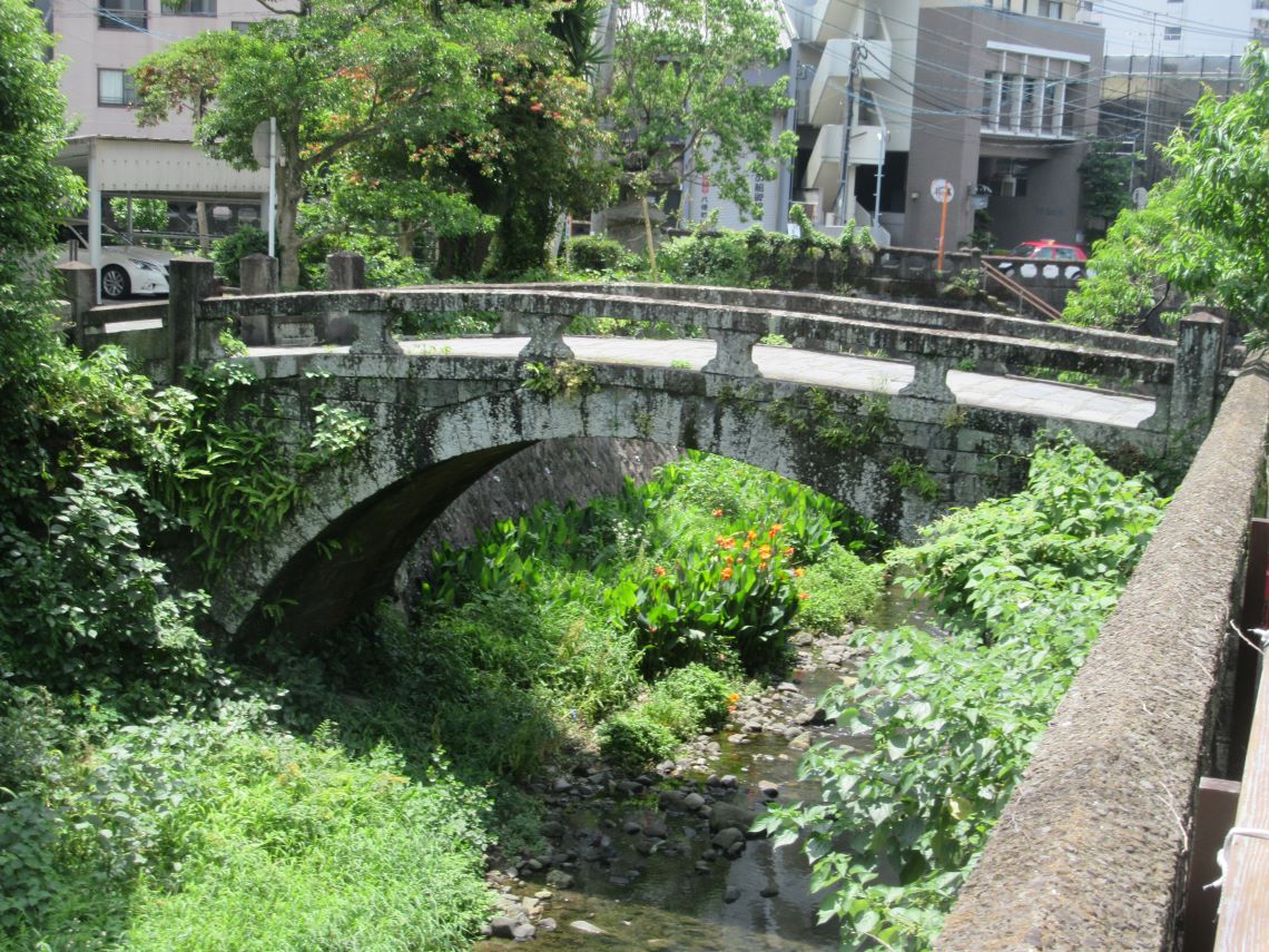 長崎市の中島川沿いで撮影した、夏のおとずれ。