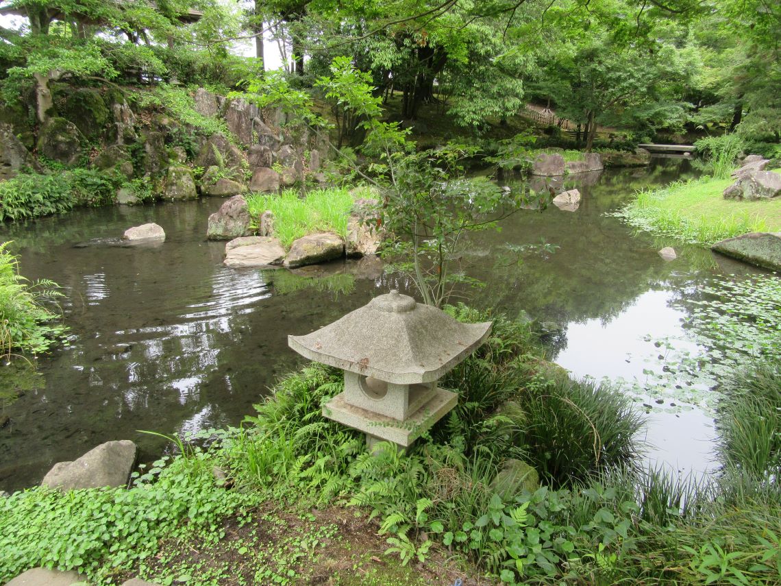 熊本市動植物園で撮影した、庭園。