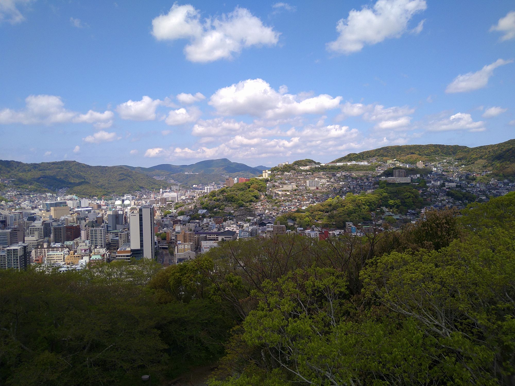 長崎県長崎市の風頭公園の展望台からの景色、3枚目です。