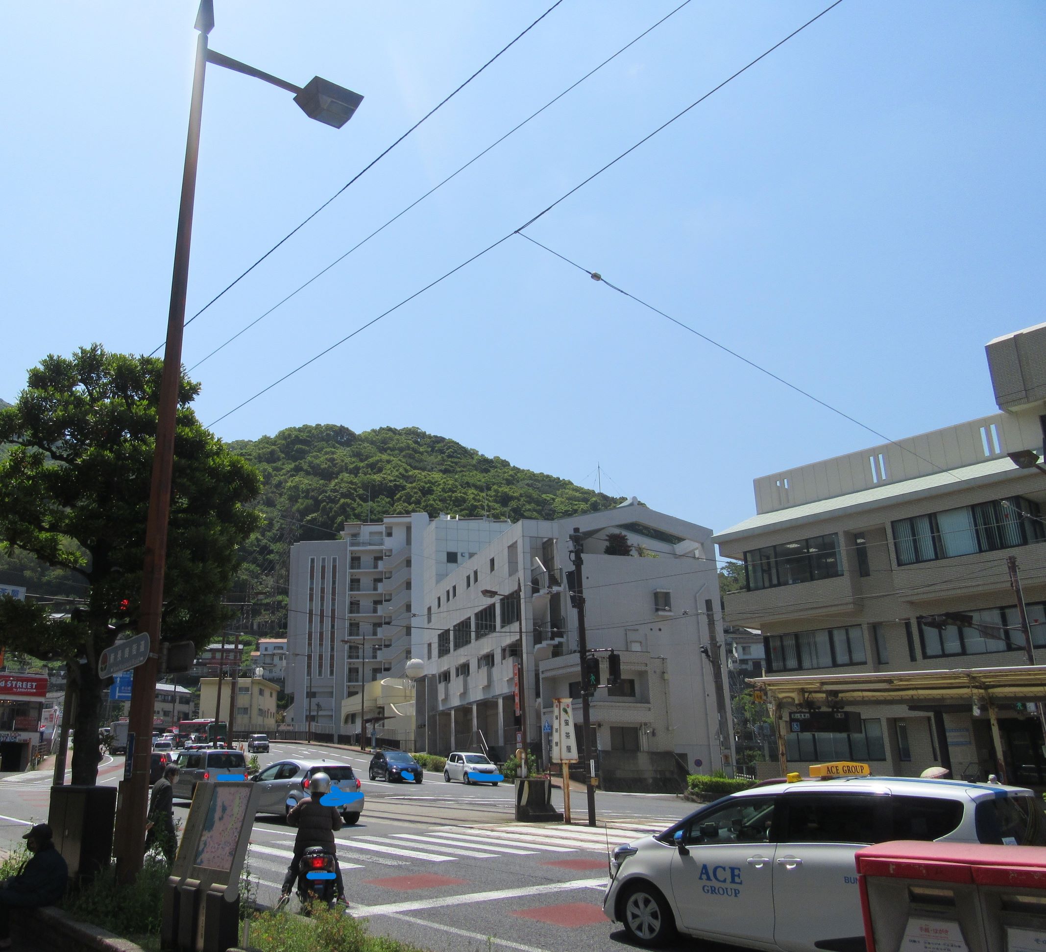長崎県長崎市・長崎電気軌道・蛍茶屋電停付近の写真。